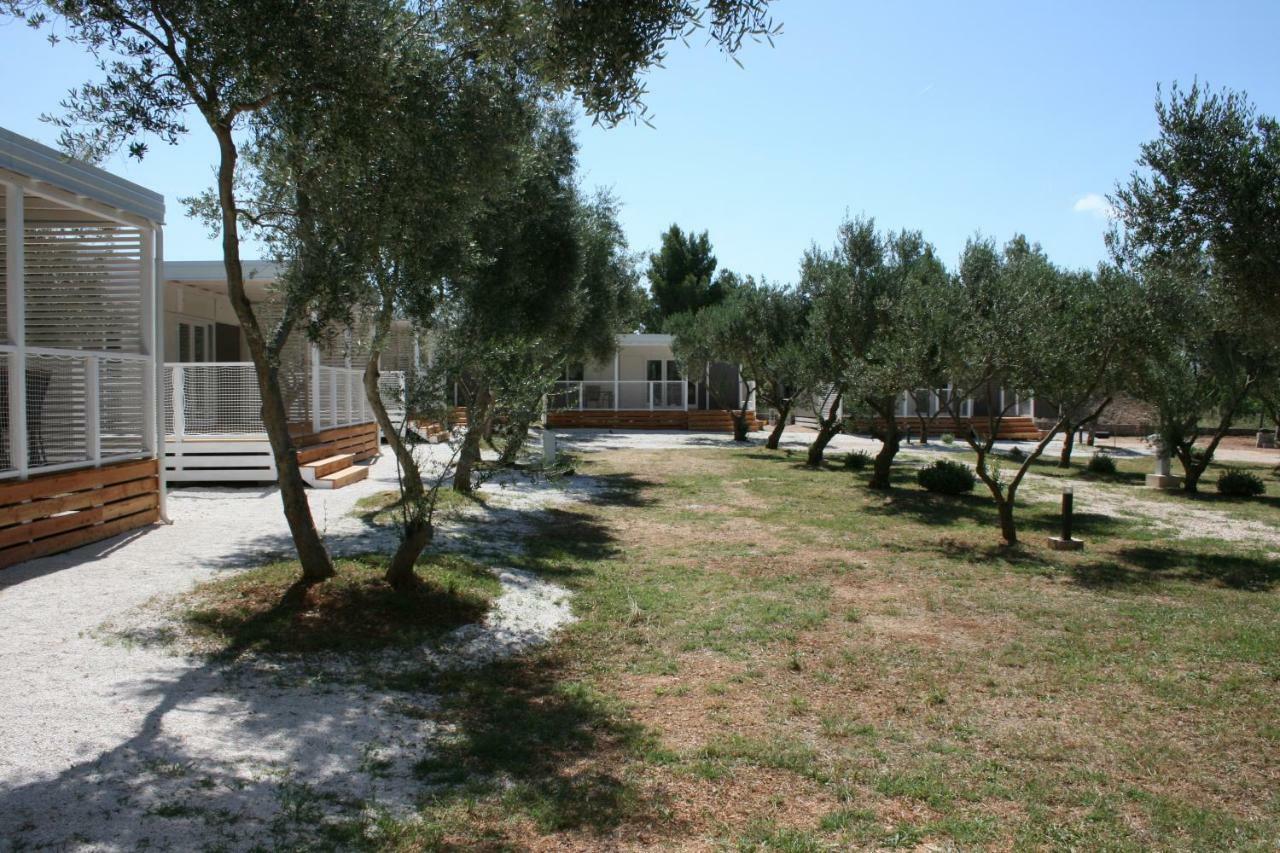 Mobile Homes Katinka, Starigrad Paklenica, Croatia Bagian luar foto